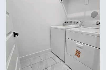 9808 Pelsey #B, Houston, TX 77029 - Photo 15