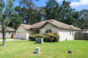 135 Kellyn Oaks Dr, Conroe, TX 77306 - Photo 3