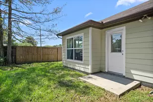 135 Kellyn Oaks Dr, Conroe, TX 77306 - Photo 23