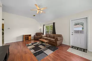 135 Kellyn Oaks Dr, Conroe, TX 77306 - Photo 7