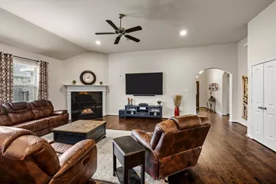 422 Stockport Drive, League City, TX 77573 - Photo 3
