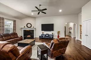 422 Stockport Dr, League City, TX 77573 - Photo 3