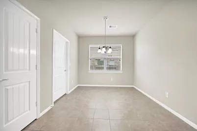 107 Autumn Forest Lane, Conroe, TX 77384 - Photo 7