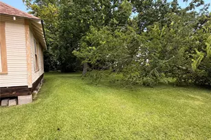 1508 Elm St, Baytown, TX 77520 - Photo 5