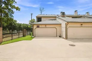 736 Country Pl Dr, Houston, TX 77079 - Photo 17
