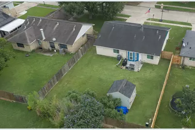 10 Wagon Lane Loop, Angleton, TX 77515 - Photo 23