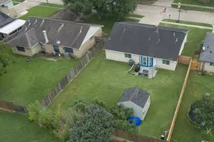 10 Wagon Ln Loop, Angleton, TX 77515 - Photo 23