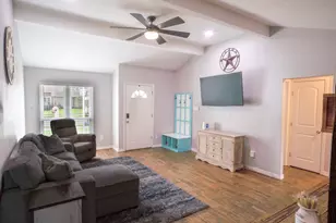 10 Wagon Ln Loop, Angleton, TX 77515 - Photo 5