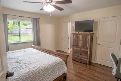 10 Wagon Lane Loop, Angleton, TX 77515 - Photo 13