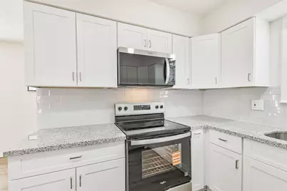 422 Dover Lane, Spring, TX 77373 - Photo 9