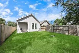 8420A Lanewood Dr, Houston, TX 77016 - Photo 35