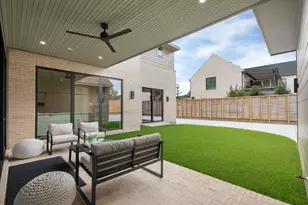 309 Avenue of Oaks St, Houston, TX 77009 - Photo 21