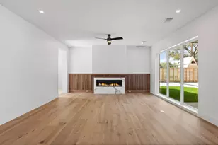 309 Avenue of Oaks St, Houston, TX 77009 - Photo 5