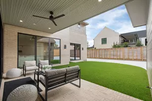 309 Avenue of Oaks St, Houston, TX 77009 - Photo 21