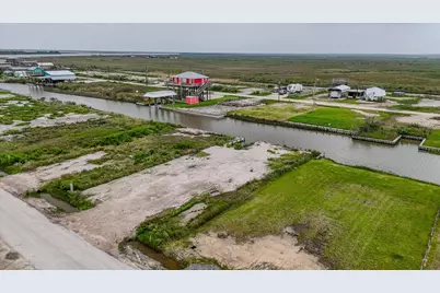 1400 Van Sant, Gilchrist, TX 77617 - Photo 11