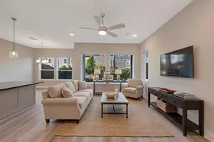 16022 Hayes Pk Dr, Houston, TX 77079 - Photo 3