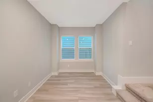 16022 Hayes Pk Dr, Houston, TX 77079 - Photo 37