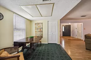 16247 Green Shade Dr, Houston, TX 77090 - Photo 5