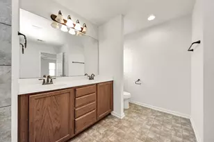 2702 Urban Glen Ct, Houston, TX 77038 - Photo 33