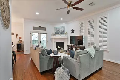 827 Garden Trace Lane, Houston, TX 77018 - Photo 7