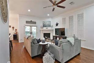 827 Garden Trace Ln, Houston, TX 77018 - Photo 7