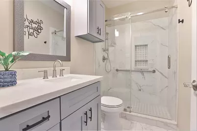 827 Garden Trace Lane, Houston, TX 77018 - Photo 17