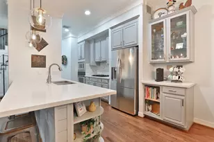 827 Garden Trace Ln, Houston, TX 77018 - Photo 15