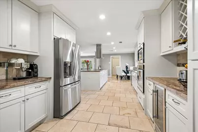 5475 Imogene Street, Houston, TX 77096 - Photo 15