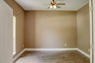 10302 Otter Circle Circle, Baytown, TX 77523 - Photo 9