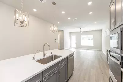 3006 Moonlit Mesa Lane, Houston, TX 77063 - Photo 7