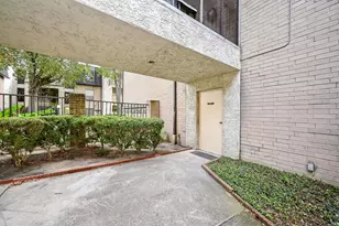 8427 Hearth Dr Dr, Houston, TX 77054 - Photo 3