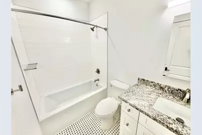 2102 Mechanic Street #106, Galveston, TX 77550 - Photo 11