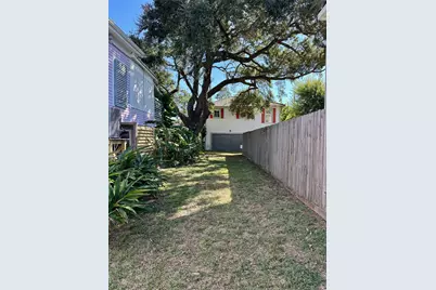 1009 Sealy Street, Galveston, TX 77550 - Photo 19