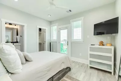 16702 Montego Way, Jamaica Beach, TX 77554 - Photo 23