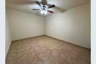 9210 Crescent Moon Drive, Houston, TX 77064 - Photo 7