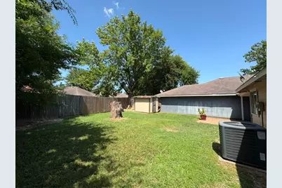 9210 Crescent Moon Drive, Houston, TX 77064 - Photo 11