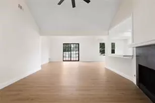 13530 La Concha Ln, Houston, TX 77083 - Photo 5