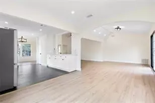 13530 La Concha Ln, Houston, TX 77083 - Photo 9