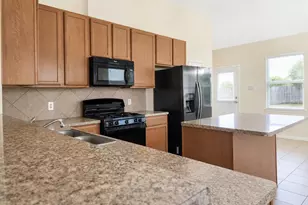 10014 Blissfull Valley Ln, Tomball, TX 77375 - Photo 9