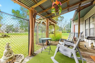 404 Chestnut Street, Brazoria, TX 77422 - Photo 19