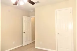 2207 Shady Pine Dr, Conroe, TX 77301 - Photo 9