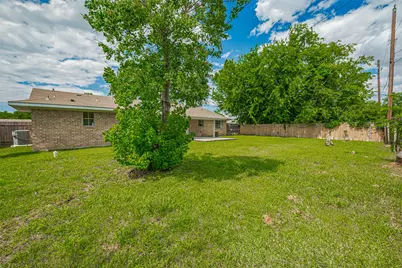 101 Wildrose Street, Baytown, TX 77520 - Photo 31