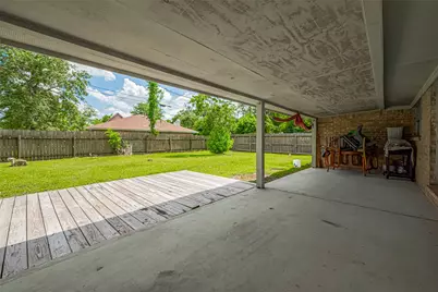 101 Wildrose Street, Baytown, TX 77520 - Photo 29