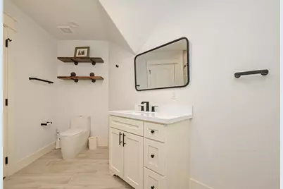 2407 Chantilly Lane Lane, Conroe, TX 77384 - Photo 33