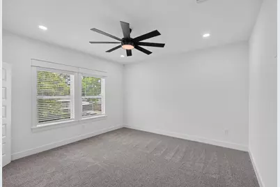 404 N Avenue H, Humble, TX 77338 - Photo 39