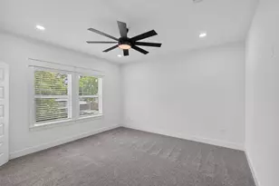404 N Avenue H, Humble, TX 77338 - Photo 39
