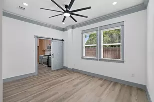 404 N Avenue H, Humble, TX 77338 - Photo 19