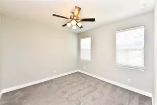 5502 Camaguey St, Houston, TX 77023 - Photo 5