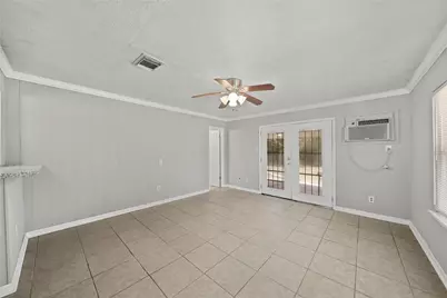 2835 Dragonwick Drive, Houston, TX 77045 - Photo 15