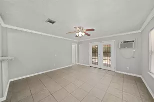 2835 Dragonwick Dr, Houston, TX 77045 - Photo 15